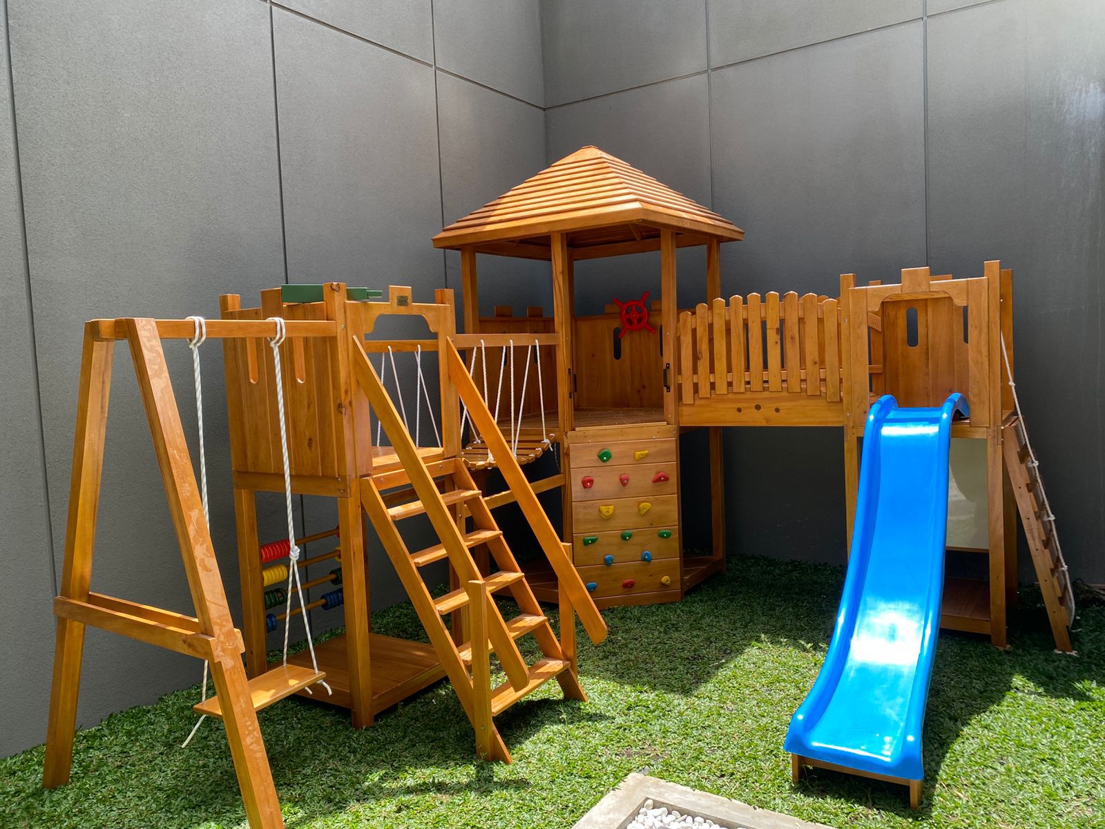 Playground 8